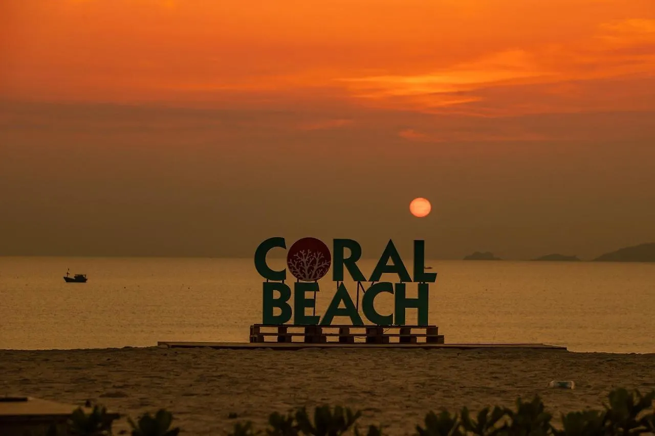 The Empyrean Cam Ranh Beach Resort 5*,