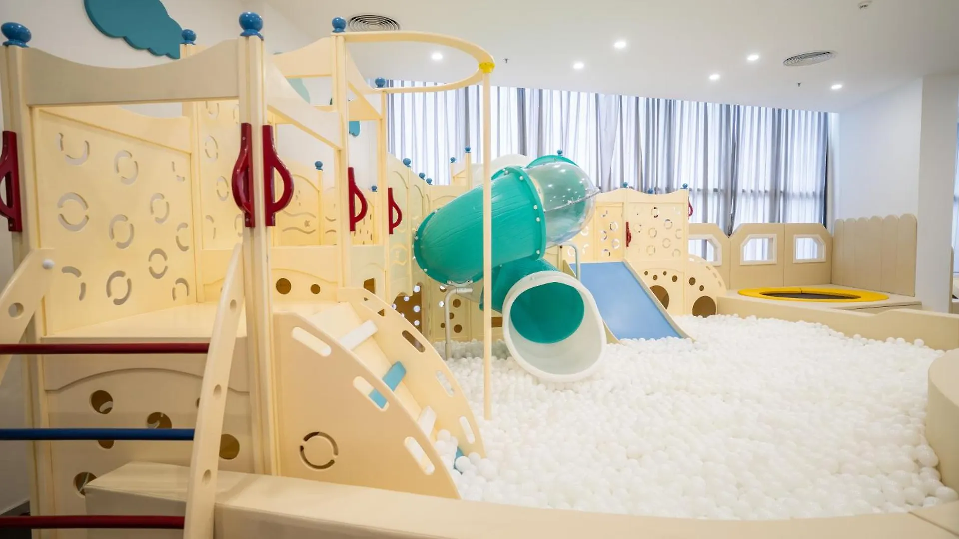 The Empyrean Cam Ranh Beach Resort