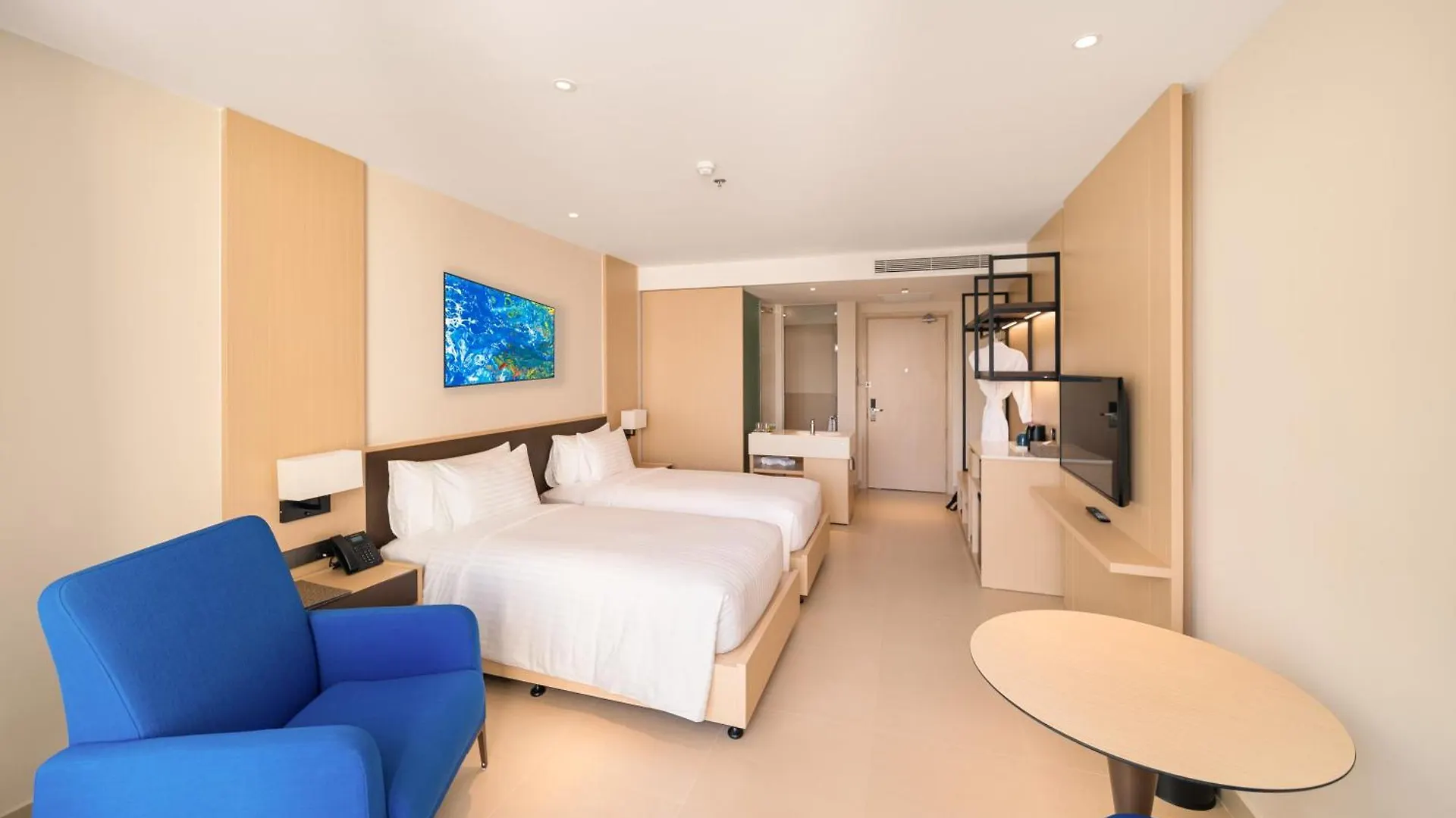*****  The Empyrean Cam Ranh Beach Resort Vietnam