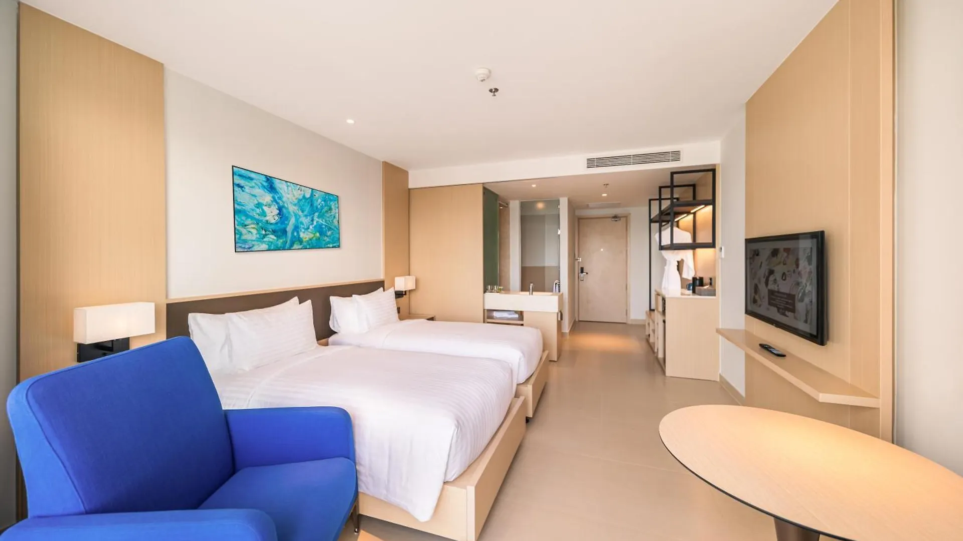 The Empyrean Cam Ranh Beach Resort
