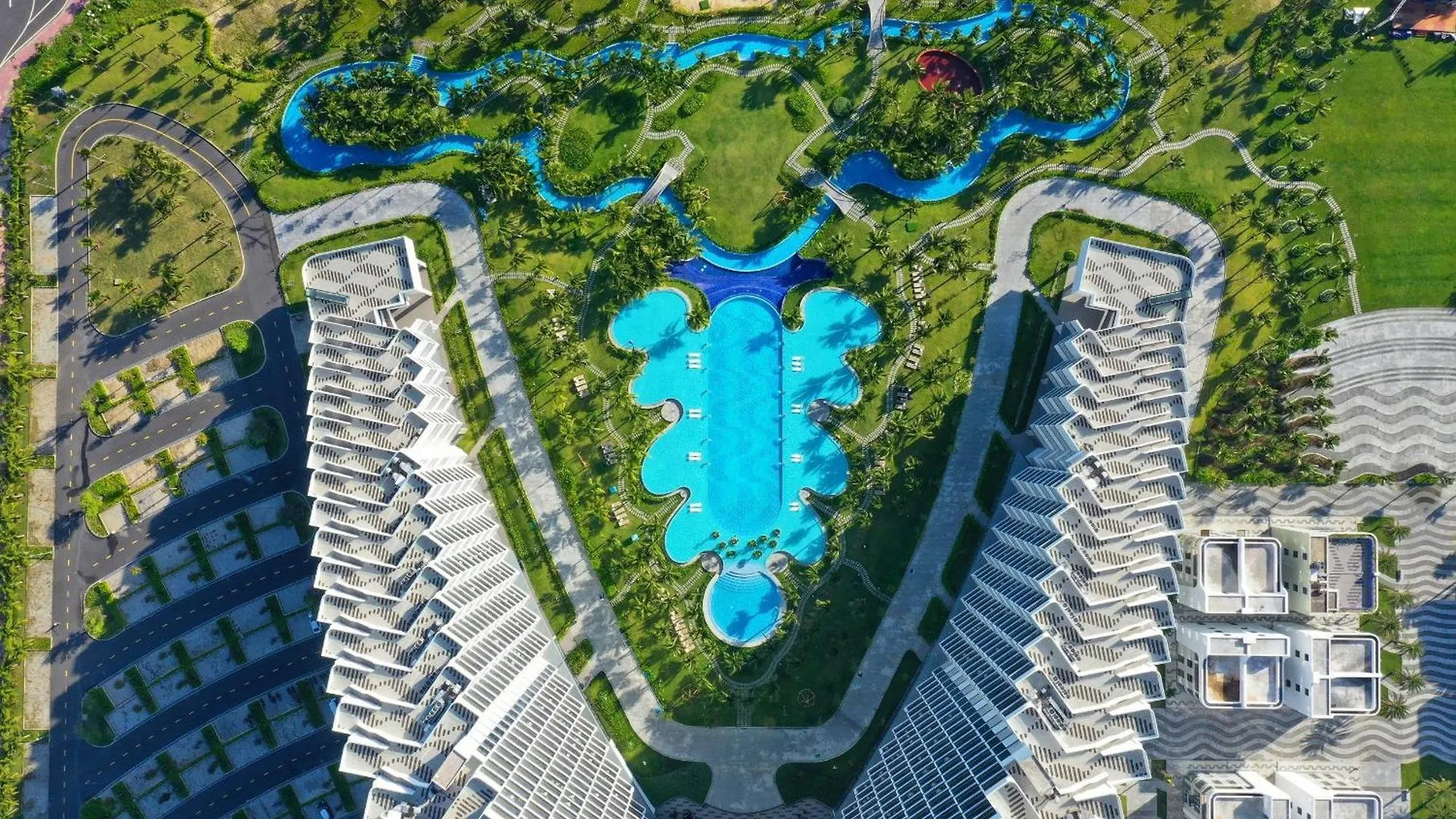 The Empyrean Cam Ranh Beach Resort